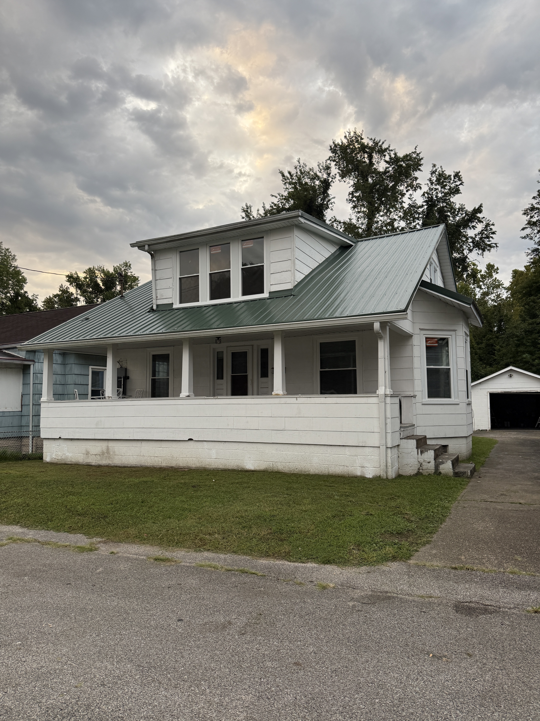 Property main image