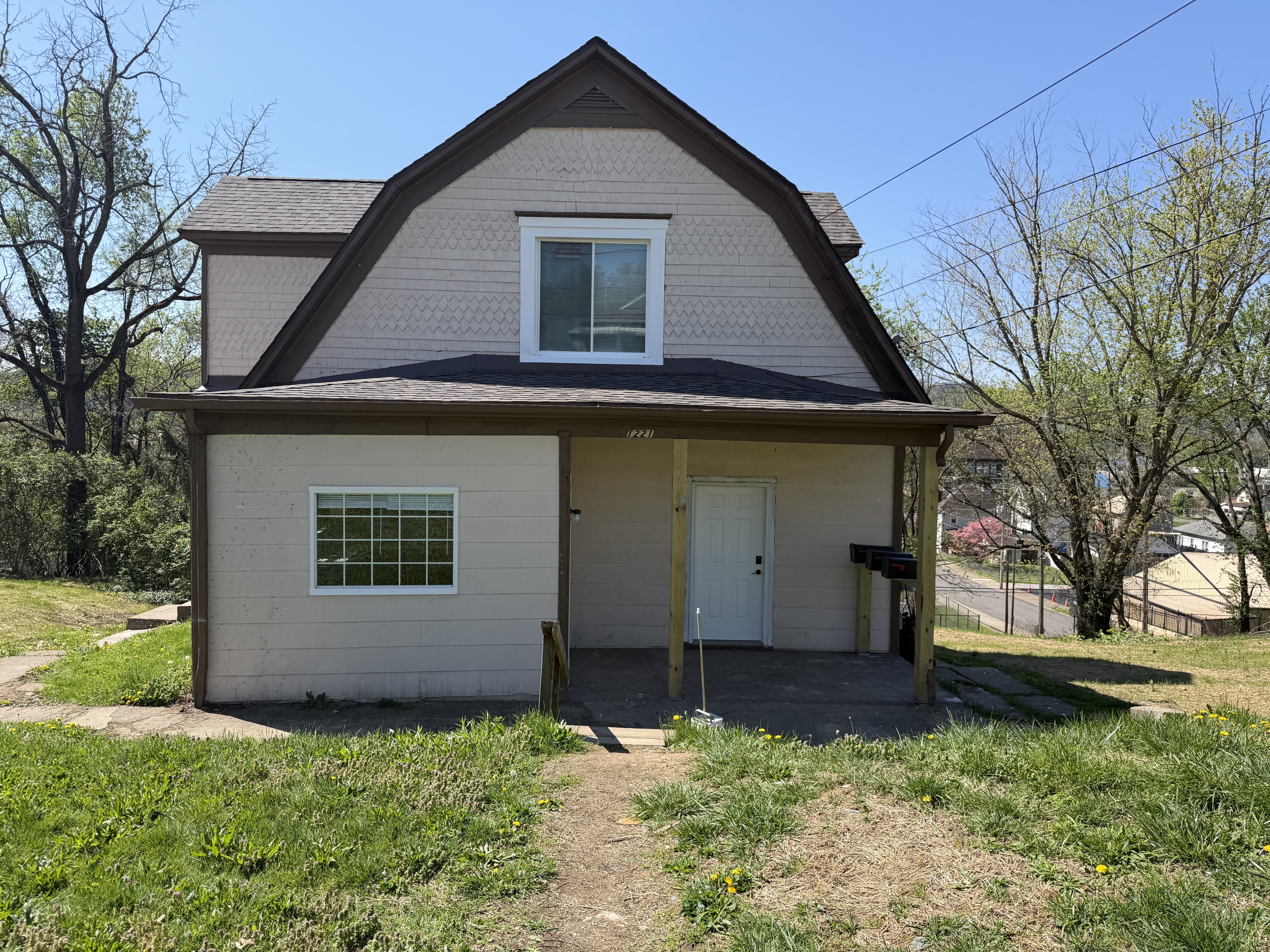 1221 Stuart Street - A